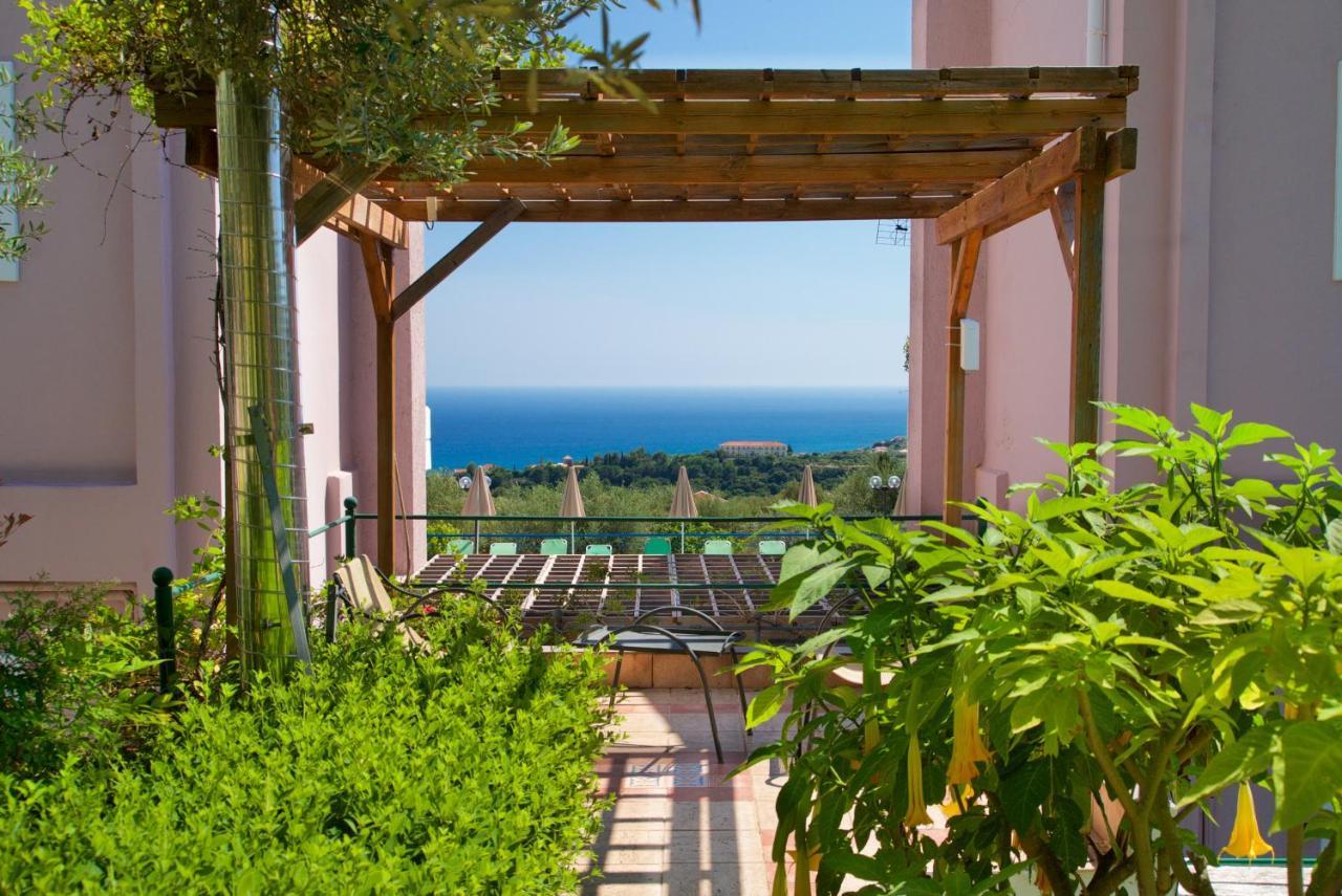Lucia Simona Villas Mousata Exterior foto