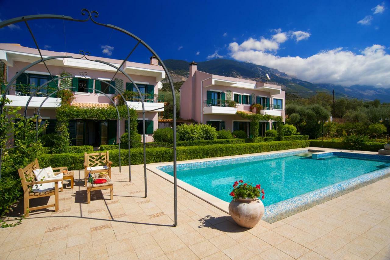 Lucia Simona Villas Mousata Exterior foto